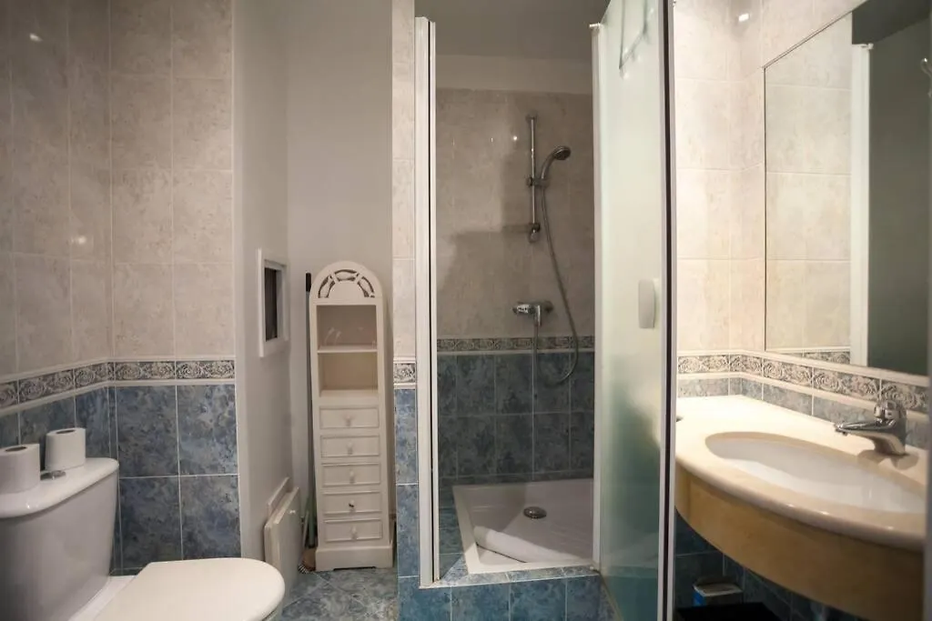 Nice Studio In The Center Of Capucines Apartment *