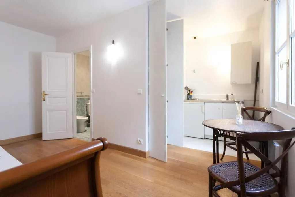 Nice Studio In The Center Of Capucines شقة باريس